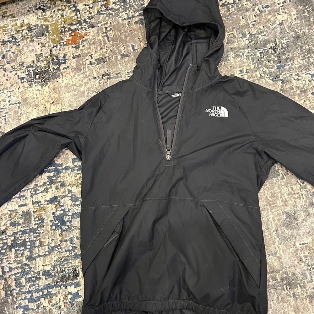North face L windwall size L 14-16